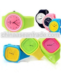 Trendy round silicone jelly wrist watches with exchangeable watch strap