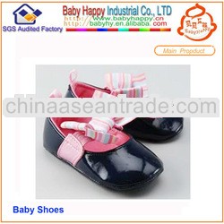 modern girl baby shoes