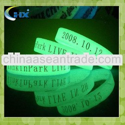 silicon bracelet/ wristband 2013 chinese factory directly sales with high quality