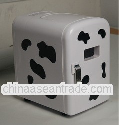 2013 hottest cute thermo electric car portable 4L mini cooler and warmer for freezen drinkings