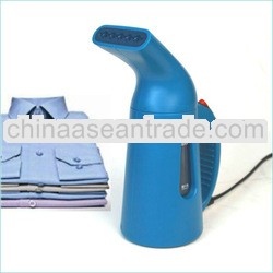 Hot Sales In Korea Mini Handheld Clothes Steam Iron