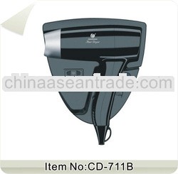 With the Razor Socket Wall-Mounted Hand Dryer CD-711B