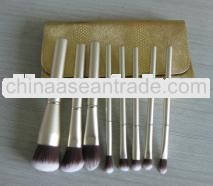 Studio Direct Luxury 8 Piece Brush Set-View of Luxury Golden Case,makeup brushes set free samples,ma