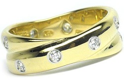HONEY 2.18K Gold Platinum 10 Diamond Etoile Ring