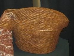 Villager's Basket with Handle