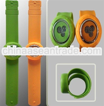 2012 hot selling silicone slap watch OEM&ODM both are accepted