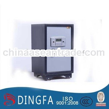 2013 Hot Products 3C ISO Safewell Electronic Safe