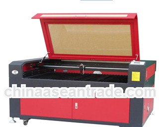 2013 NEW !!!High quality cnc fabric laser cutting machine