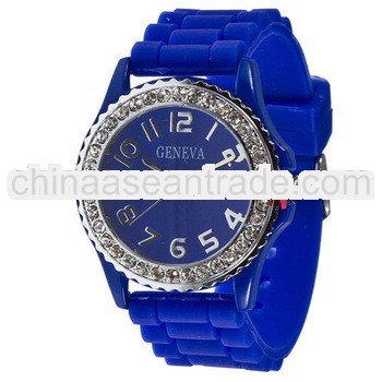 2013 New Brand Luxury Sport Style Unisex Gift Details Quartz Watches