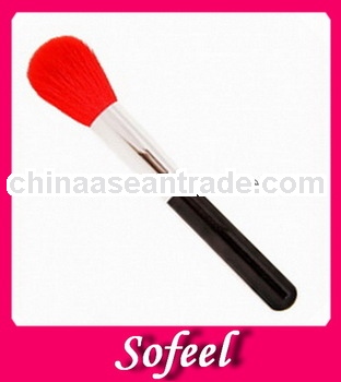 2013 fashion red hair cosmetic pump powder brush wooden handle