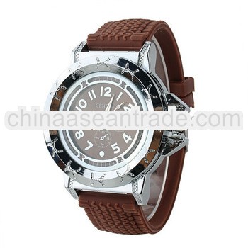 2013 fashion silicon high quality sports wrist watches men