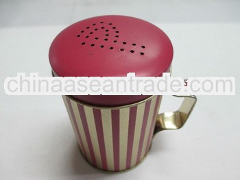 2013 promotional small round tin spiced salt box