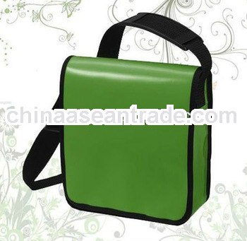 2013 school messenger bags