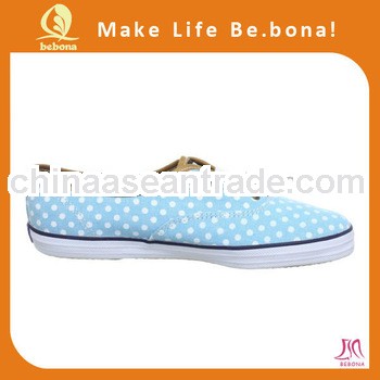 2014 wholesale OEM classic canvas shoes with polkas