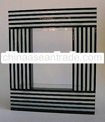 Compiled glass photo frame