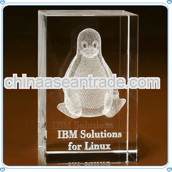 3D Laser Cut IBM Solutions Crystal Linux Penguin Block For IT Busiess Employee Keepsake