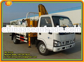 3 tons ISUZU Truck With Crane