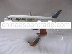 B757 iron maiden, mahogany wooden aircraft