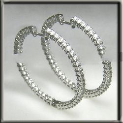 18 K White Gold Earrings