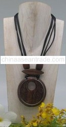 WOODEN NECKLACE