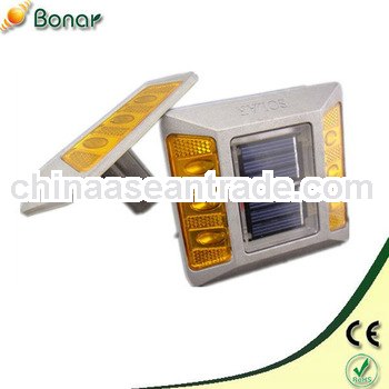 800M Visibility LED Pedestrian Solar Road Stud