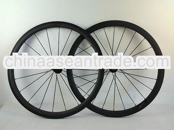 Affordable 38mm Superlight Carbon Clincher Wheelset