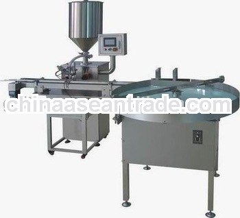 Automatic liquid cosmetic filling machine