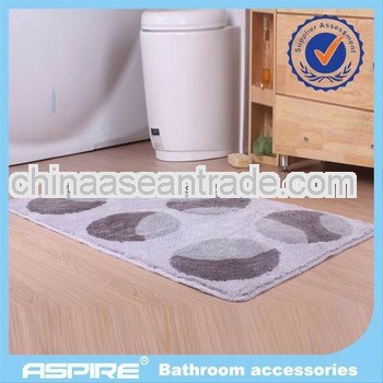 Better Homes and Gardens bath mat microfiber