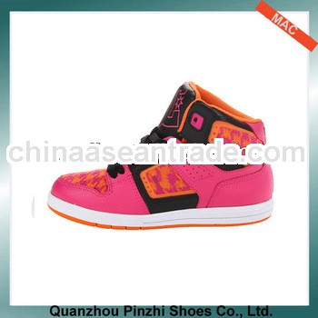 Bright color skateboard shoes for kids