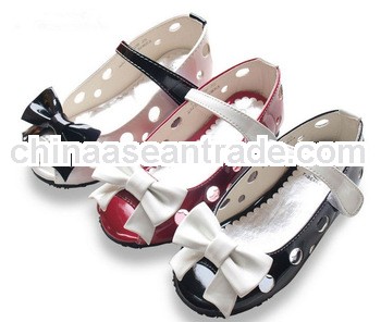 Bulk Wholesale Kis Buckle Strap Hollow-outs Bow Sandals Girls Babies Summer Cute Flat Shoes Sandals