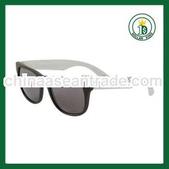 Custom Logo Rubber Wayfarer Sunglasses