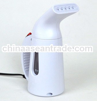 Easy-operated Garment Steamer