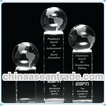 Engravable Crystal Tower Globe Trophy for Leadship Souvenirs