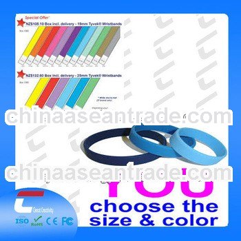 Fashinable coll ntag203 waterproof silicone rfid wristbands//bracelet for Christmas promotion