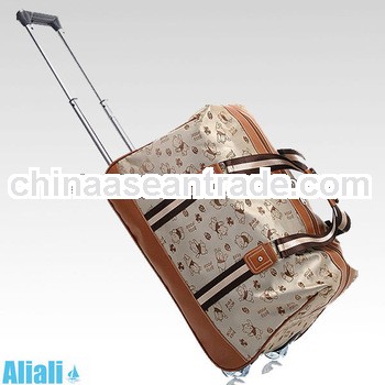 Fashionable ladies duffle bags