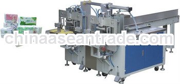 Handkerchief paper packing machine