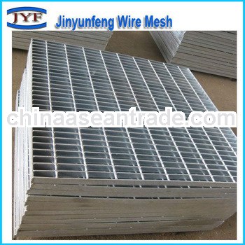 High Quality Galvanized & PVC Coated Welded Wire Mesh(factory)