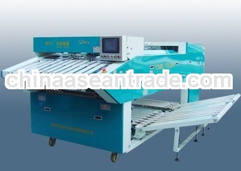 Hospital towel folding machine