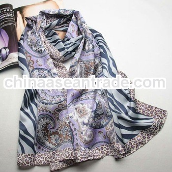 Hot selling oilpainting fashion silk 2013 trendy scarf