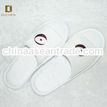 Logo embroideried White velour slippers