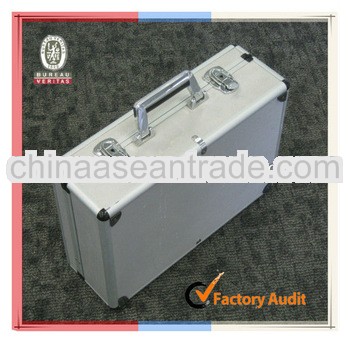 MLDGJ382 High-quality Silver Spong Insert Aluminum Test Equipment Case