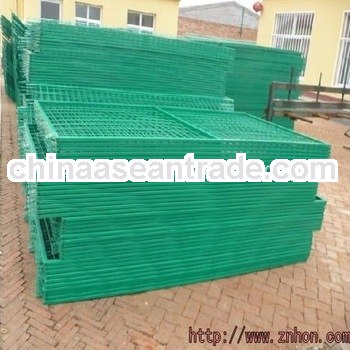 Metal fencing