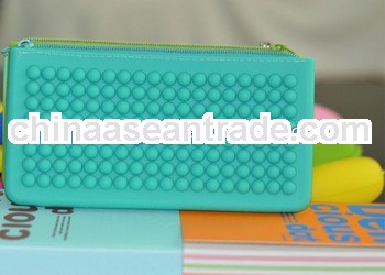 Multi-functional silicone wallets,silicone purses,card cases