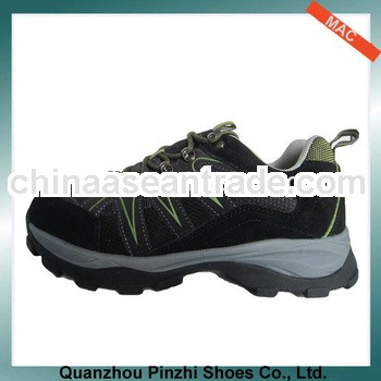 Outdoor quality stylish hiking shoe for man