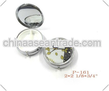 P-161 Round owl design metal medicine tin box