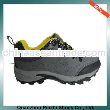 Perfect waterproof hiking shoe for man