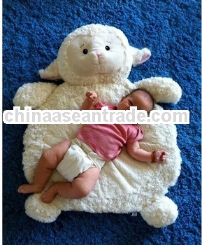 Plush sheep play mat for baby