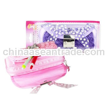 Polyester girl's pencil bag with coded lock