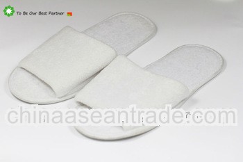 Promotional white poly terry hotel slipper