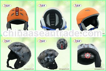 Protective In-Mold Skiing HelmetSH201 with ABS shell and black EPS